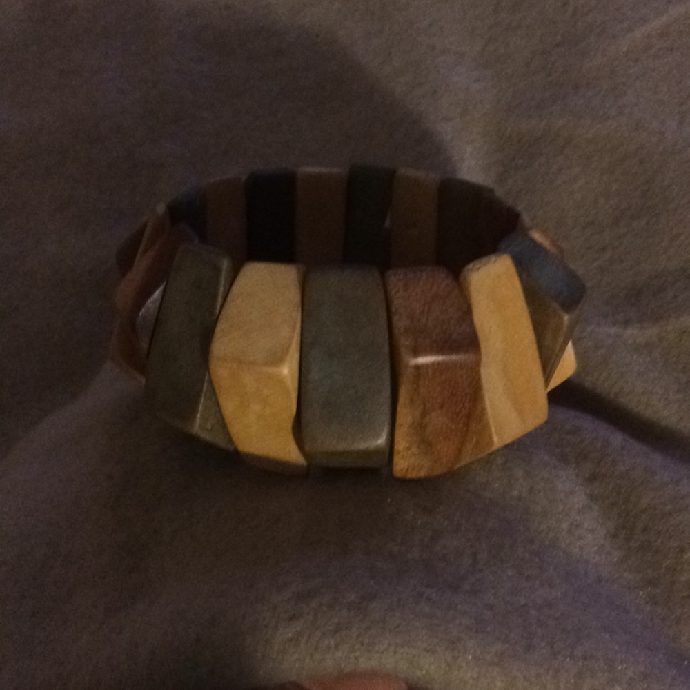 Bracelet - Picture 3 of 3